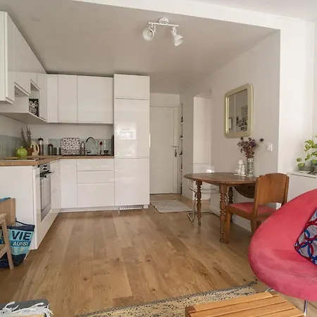 Beautiful 36M With Nice Terrace In Paris! شقة باريس